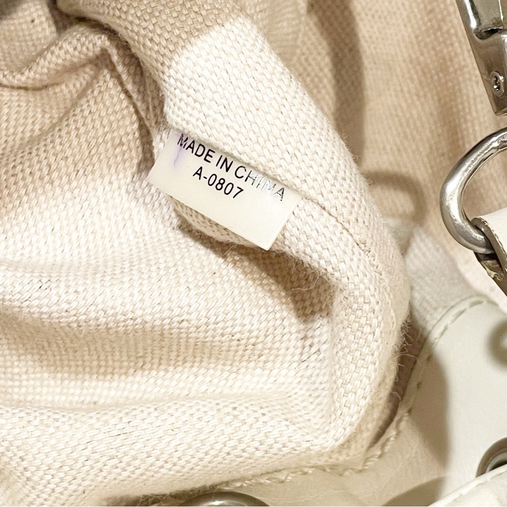 Michael Kors Vanilla Lg Drawstring Leather Satchel Top Snap Inside & Zip Pockets - Picture 6 of 7